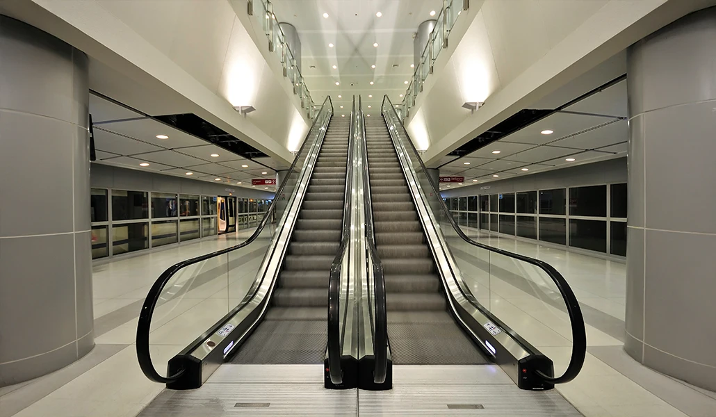 سلالم كهربائية للمولات والمنشآت التجارية