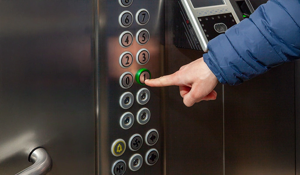 مورد قطع غيار مصاعد بجدة